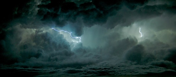 Peter Boyer – Thunderstorm. Año 2014. Fotografía captada en Pakistán.