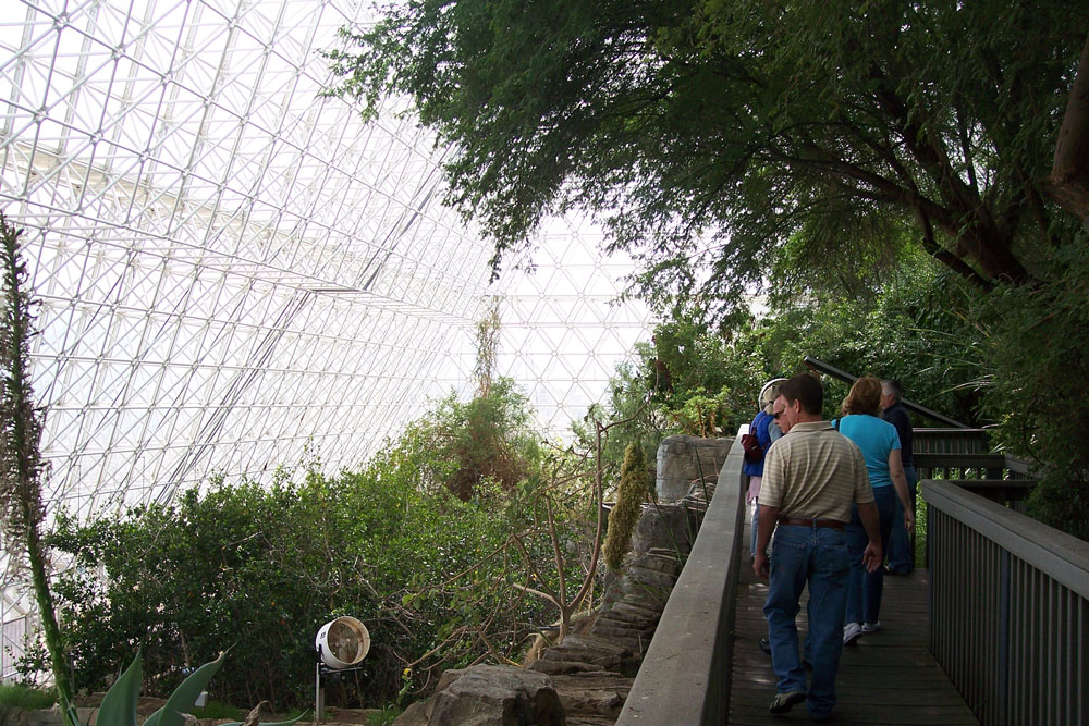 Interior del complejo Biosfera 2 en la actualidad