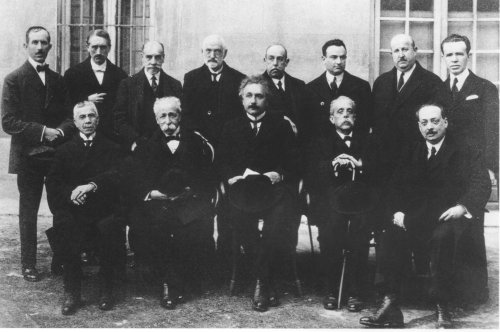 Einstein en la Facultad de Ciencias en la Universidad de Madrid - Principia 
